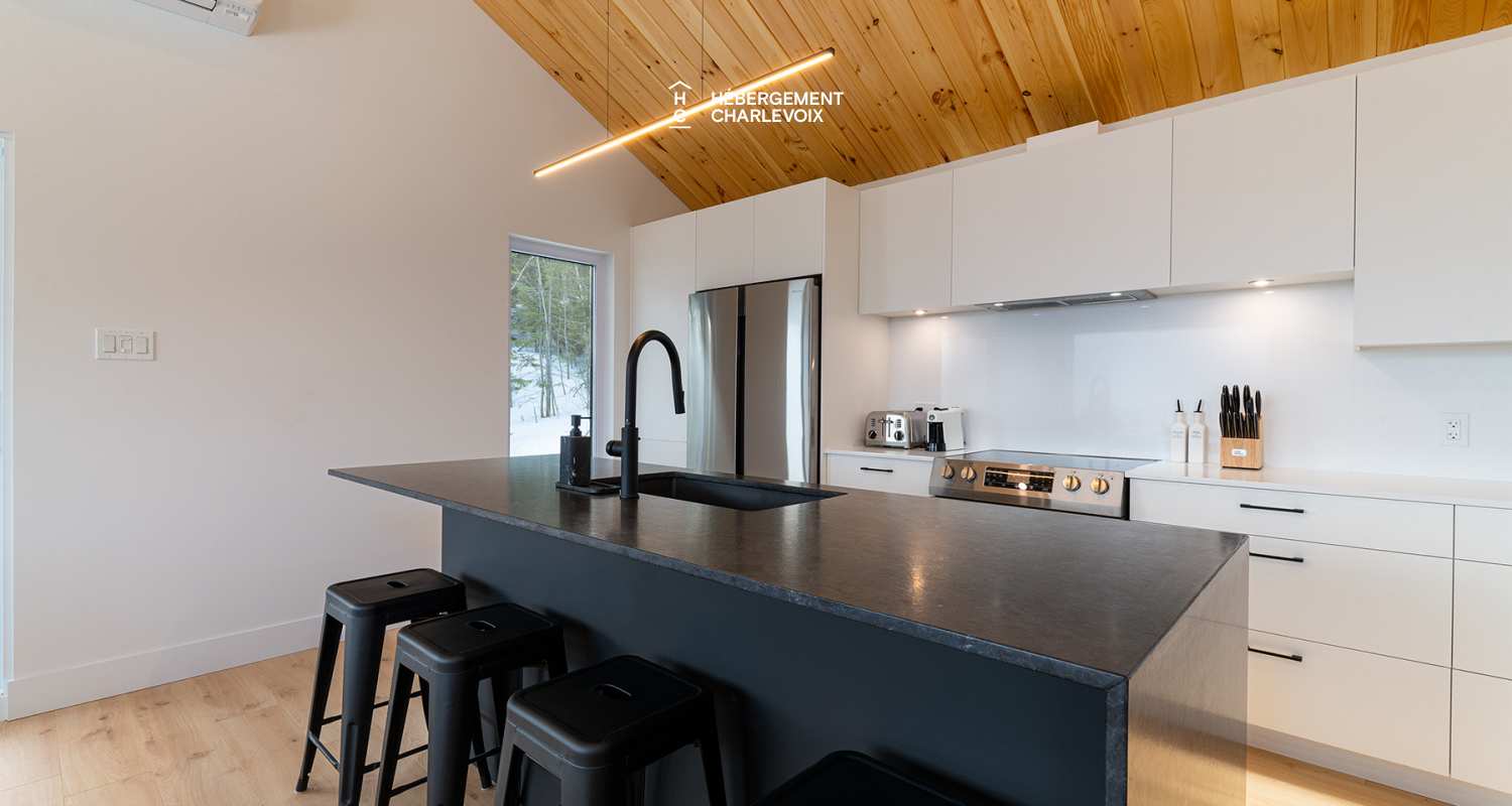 DIS-534 - An incredible view awaits you!